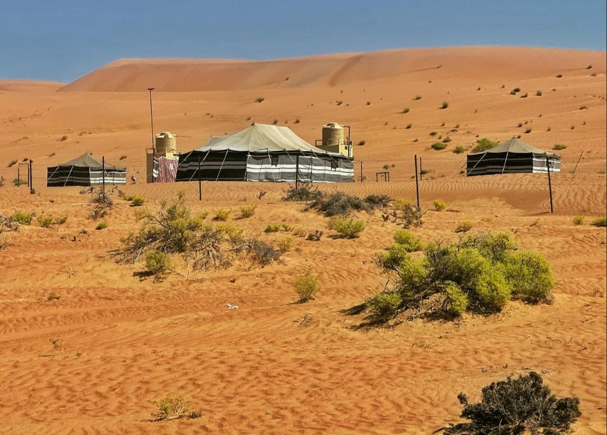Sandglass Camp Badīyah Exteriör bild