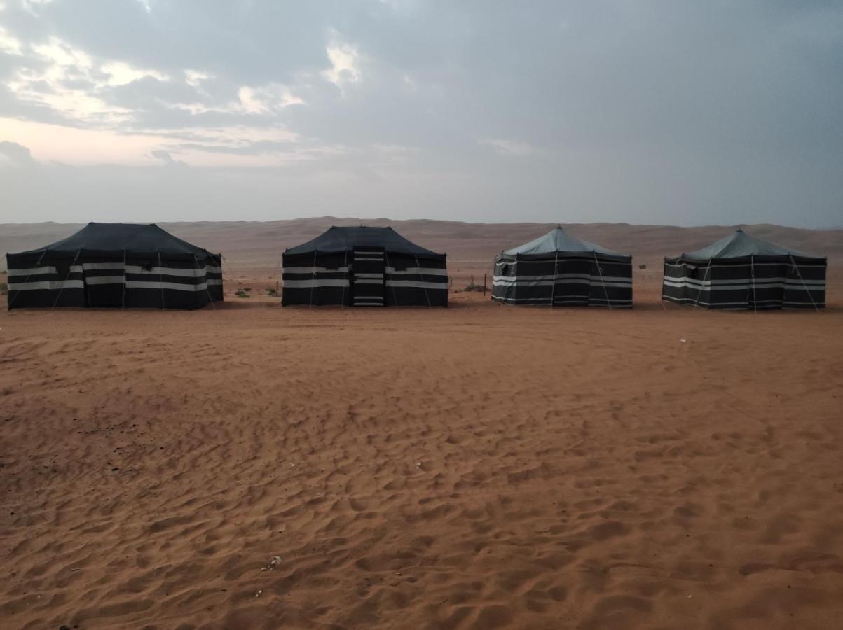 Sandglass Camp Badīyah Exteriör bild