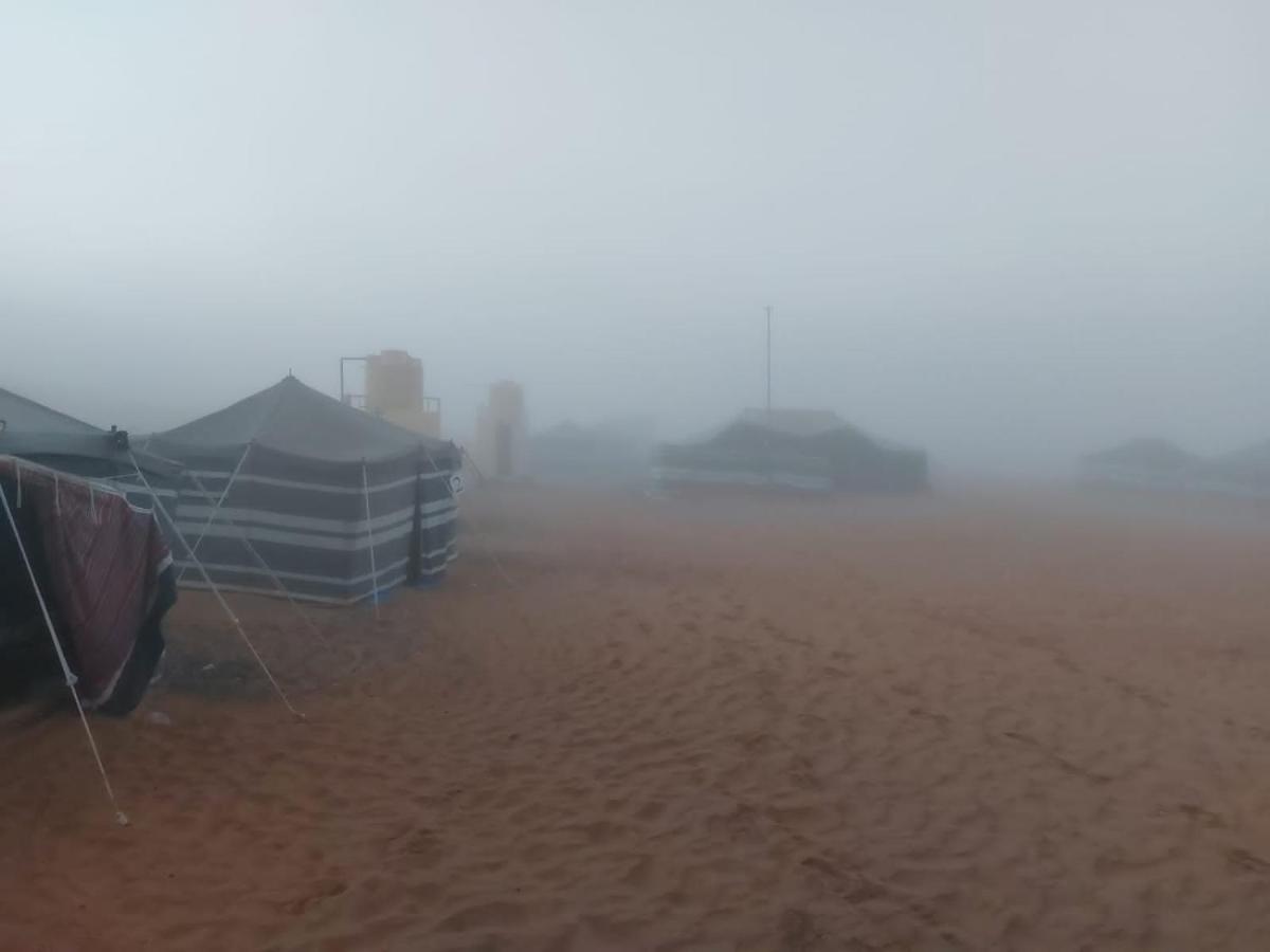 Sandglass Camp Badīyah Exteriör bild